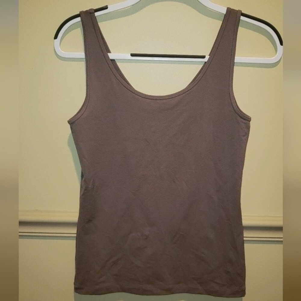 Banana Republic Ladies Reversible Taupe Tank. Size Medium Excellent Condition! - Picture 2 of 4